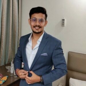 Picture of Akshay Agarwal